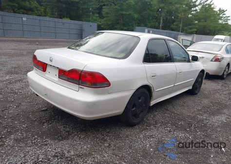 2002 Honda Accord 3.0 Ex from USA, damaged, VIN 1HGCG16502A043513